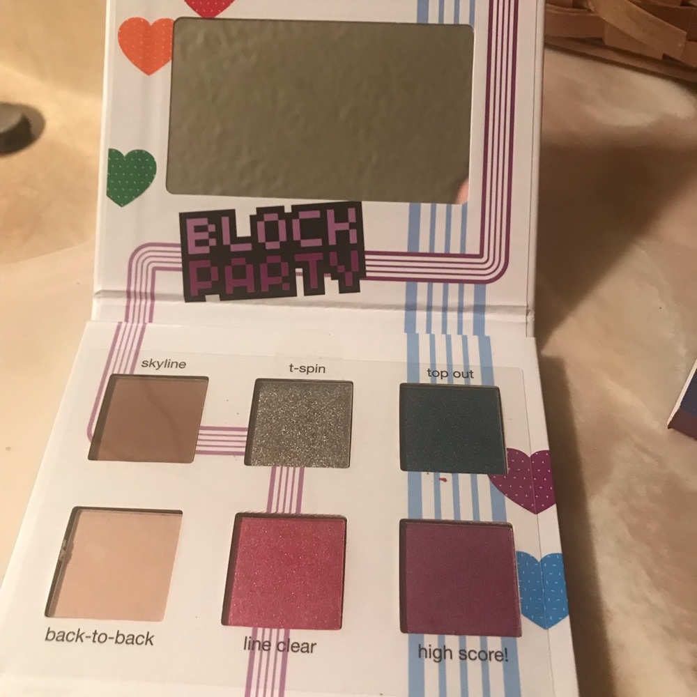 Tetris eyeshadow palette